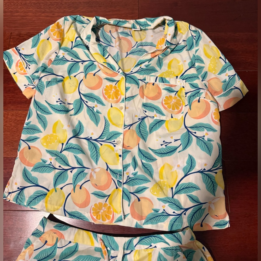 Lemon Print Pyjama Set - Picture 3 of 6